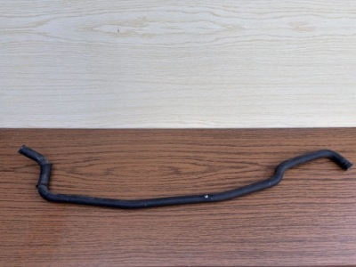 Toyota prius 30/ prius plus трубка шланг воды 1626737030 фото №1