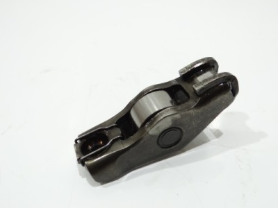 Коромысло клапанная bmw 5 e60 e61 256d2 фото №1