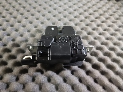 Mercedes sl r232 замок крышки багажника 2327503600 фото №1