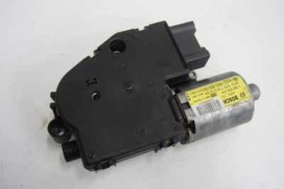 Моторчик люк golf v kombi 1.4 tsi фото №1