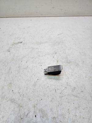 Лампа освещение дверь audi a3 a4 a6 3b0947415b фото №1