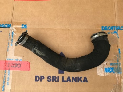 Audi a4 b8 труба патрубок шланг інтеркулер 8k0145738t фото №1