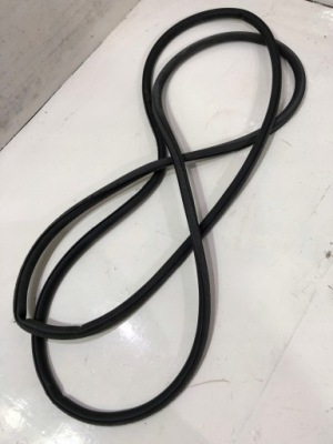 Прокладка дверь правый задняя passat b8 sedan фото №1