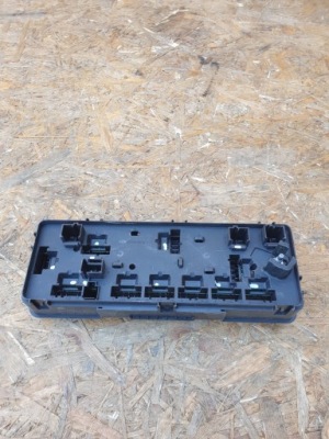 Rr sport ii l494 коробка предохранителей hpla-14n030-ab фото №1