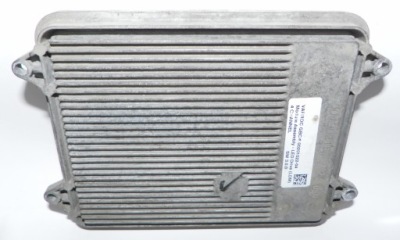 Модуль led преобразователь tesla s lift x 00201022-04 varroc 0020102204 оригинальный номер фото №1