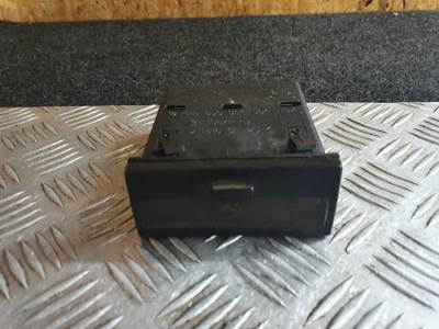 Audi a4 b5 бардачок консоли 8d0941561hbz фото №1