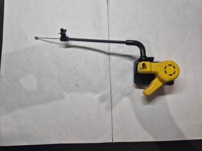 Ручка ручка тягa трос відкривання капот focus iii mk3 bm51-16a770-ac фото №1