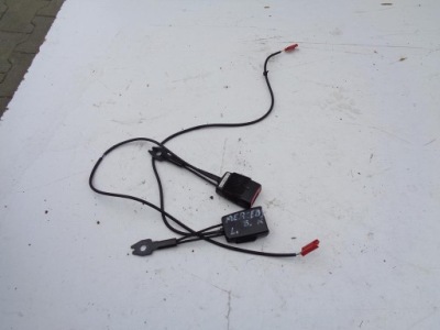 Пряжка поперечина правый перед mercedes b w245 фото №1