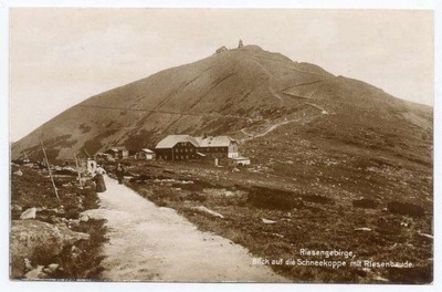 fotografia Karkonosze, widok Śnieżki i Riesenbaude