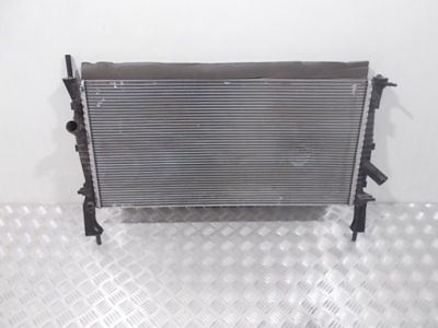 Ford оригинальный номер 6c11-8005-cd радиатор воды фото №1