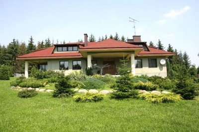 Dom, Łask, Łask (gm.), Łaski (pow.), 750 m²