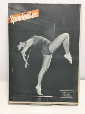 Sportowiec nr 8 (326) 1957