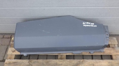 Ветровик облицовка кабины mercedes actros mp4 фото №1