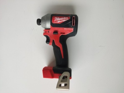 Zakrętarka udarowa 18V Milwaukee M18 CBLID 180Nm