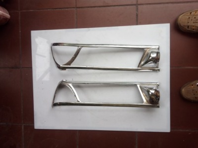 Рамки хром лампы задний  l+r mercedes w111 фото №1