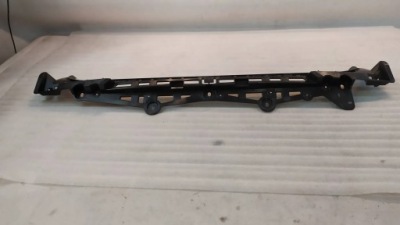 Напрямна бампера задній середина panamera 971 971807863a фото №1