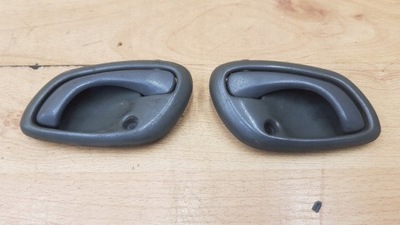 Ручка двері перед права suzuki jimny iii фото №1