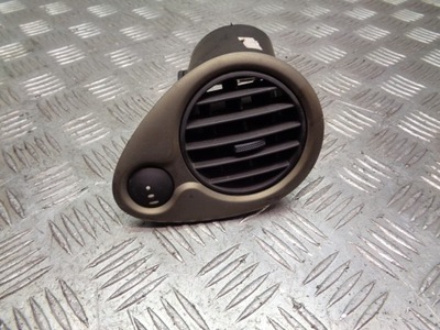 Решётка обдув правая renault clio iii фото №1