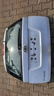 Задняя крышка багажника kia carens ii 09r фото №1