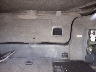 13173585 оббивка кришки задня opel vectra c sedan 02-09 фото №1