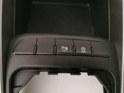 Панель переключатель запуск стоп pdc kia rio 4 iv 2017- 93300-h8140 фото №1