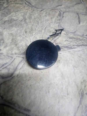 Vw touran 3 2015-2020 заглушка фаркоп передняя перед фото №1