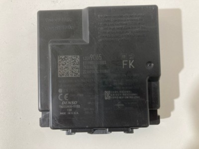 Chevrolet camaro vi 2016+ модуль блок керування keyless 13599065 фото №1