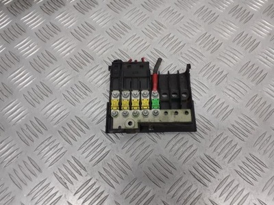 Коробка предохранителей ford fiesta mk6 1.3 фото №1