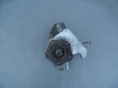 Поворотний кулак ступиця правий перед porsche 911 996 boxster 986 фото №1