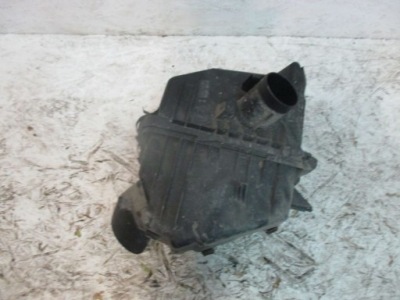 Toyota avensis verso корпус фільтра повітря фото №1