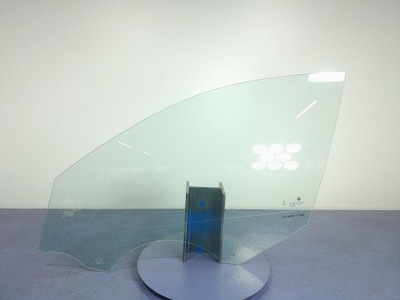 Bmw 1 f40 стекло дверь перед передняя левая фото №1