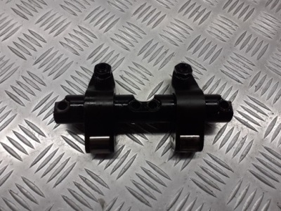 Толкатель клапана правый skoda octavia ii 1.9 tdi фото №1