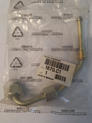 Шланг форсунки citroen peugeot оригінальний номер 1570c1 фото №1