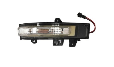 Mitsubishi pajero sport 08- поворотник поворотник r фото №1