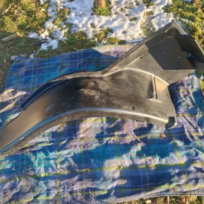 Подкрылок подножка брызговик iveco eurocargo 14- фото №1