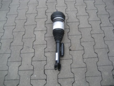 Mercedes w223 223 s klasa амортизатор перед правий фото №1