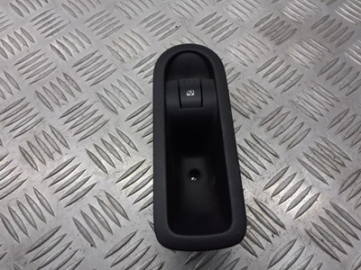 Панель скло правий задня renault megane ii фото №1