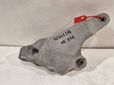 Кронштейн подушка 42441514 opel karl 1.0 12v фото №1