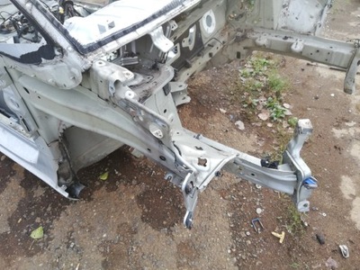 Citroen c4 picasso ii чверть права передня фото №1