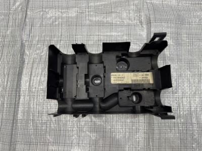 Основание аккумулятор jeep wrangler jl 68252530aa фото №1