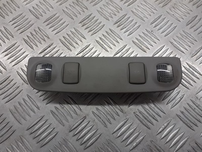 Освітлення кабіни задня audi a4 b6 8e0947111a фото №1