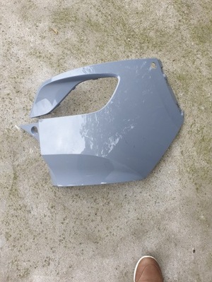 Volkswagen id4 бампер кутик лівий задня фото №1