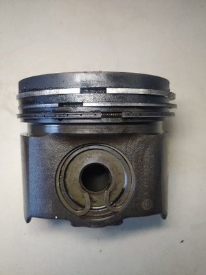 Mercedes actros mp4 поршень a4710372301 фото №1