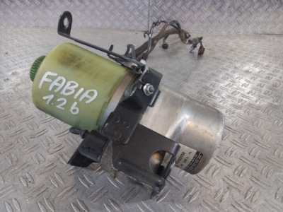 Skoda fabia ii 08- насос усилителя 1.2 фото №1