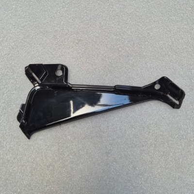 Решётка бампера правый  renault clio v 5 рестайлинг  620809292r фото №1