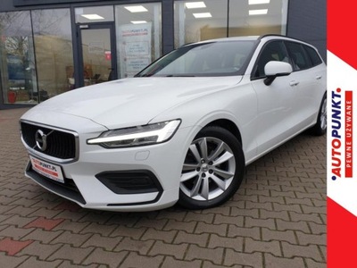 Volvo V60 Momentum D4 190KM