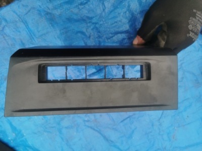 Caddy 15-20 захист консолі 2k5863347a фото №1