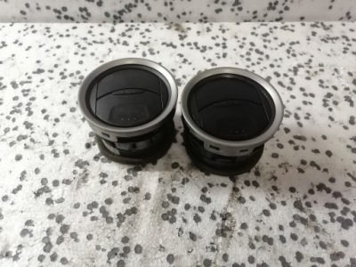 8a6h-a018b09-aa1fai решітка обдув ford connect фото №1