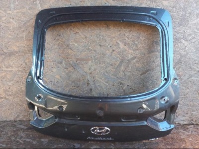 Hyundai i30 iii 3 fastback 17- кришка багажника задня задня фото №1