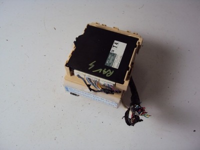 Коробка модуль bsi toyota rav-4 iv 13-19 фото №1